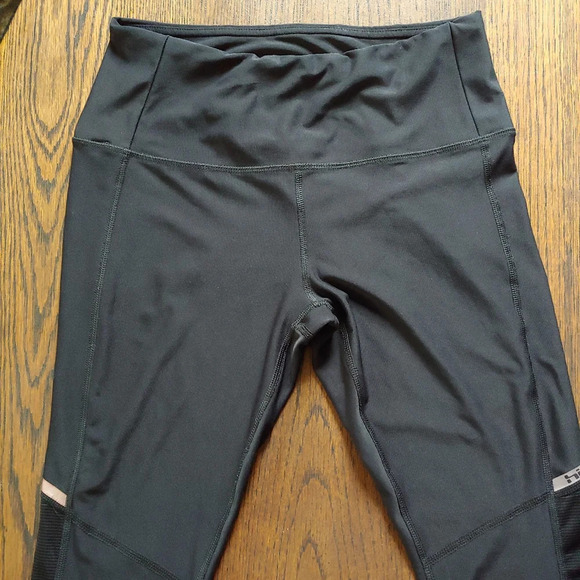 Hind Black and Mesh Activewear Capri Workout Leggings Size Women's Medium - Picture 2 of 14